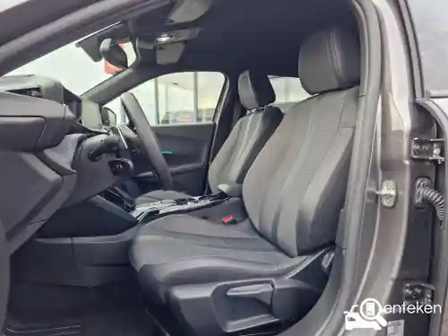 Peugeot 2008 1.2 PureTech 130 2023