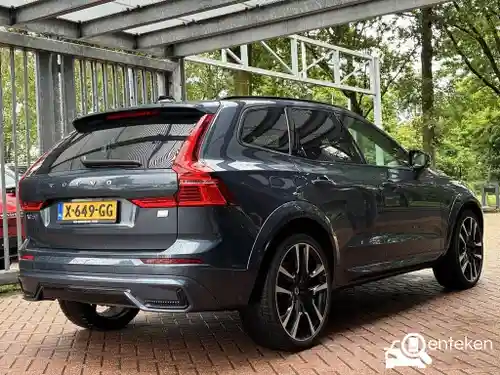 Volvo XC60 Plug-in Hybrid T6 2023