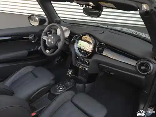 MINI Cabrio John Cooper Works 2023