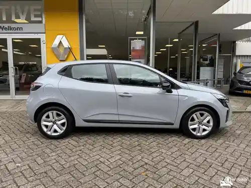 Renault Clio TCe 90 2024