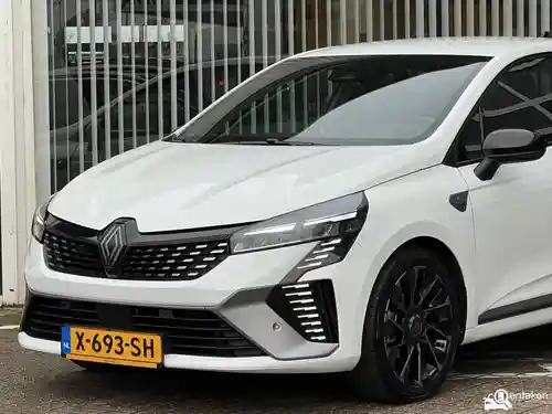 Renault Clio TCe 90 2024