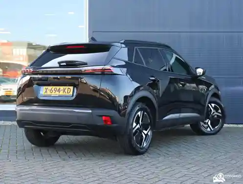 Peugeot e-2008 2023