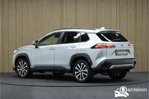Toyota Corolla Cross 2.0 Hybrid 2023