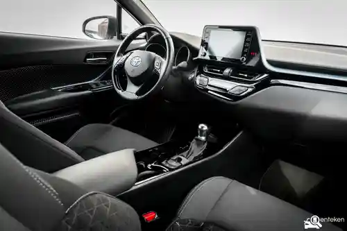 Toyota C-HR 2.0 Hybrid 2022