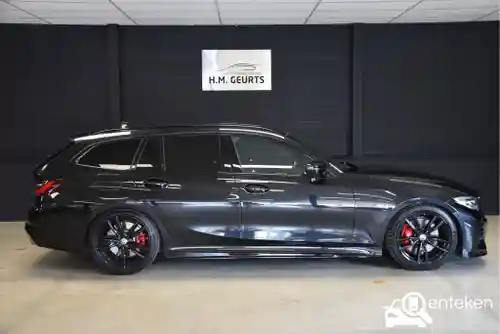BMW 330i Touring 2022