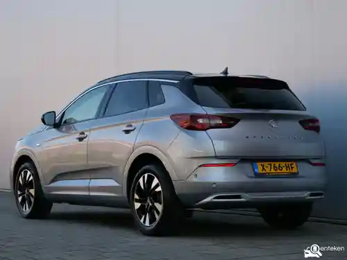 Opel Grandland 1.2 DI Turbo 2022