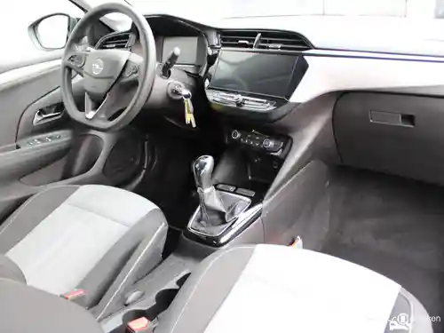 Opel Corsa 1.2 2024