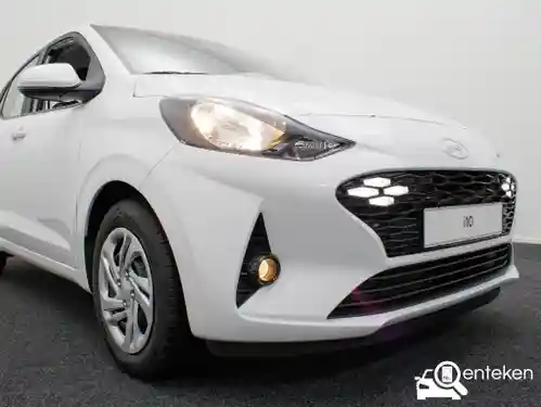 Hyundai i10 1.0 2024