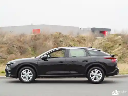 Citroen C5 X PureTech 130 2024