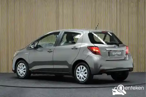 Toyota Yaris 1.5 Hybrid 2016