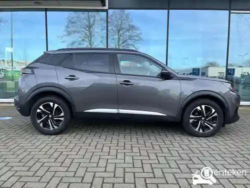 Peugeot 2008 1.2 PureTech 130 2021