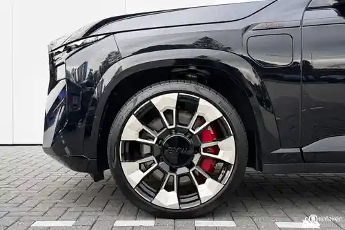 BMW XM 2023