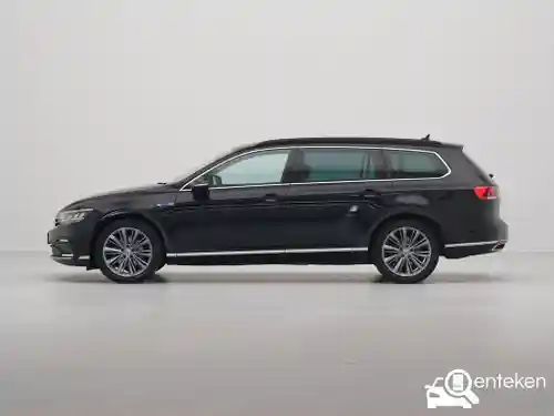 VW Passat Variant GTE 2020