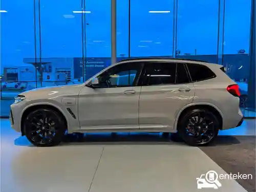 BMW X3 xDrive30e 2021