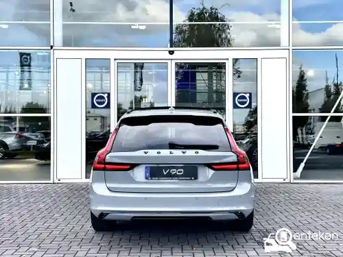 Volvo V90 T6 2024
