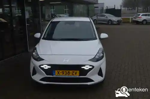 Hyundai i10 1.0 2024