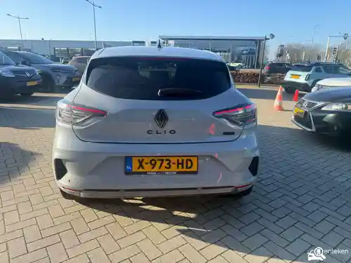 Renault Clio E-TECH Hybrid 140 2023