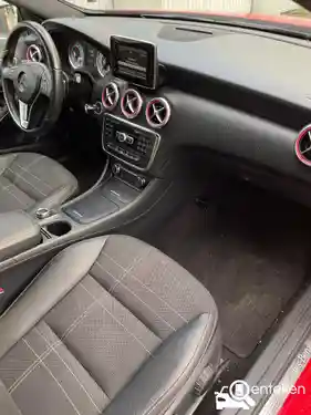Mercedes-Benz A 180 2015
