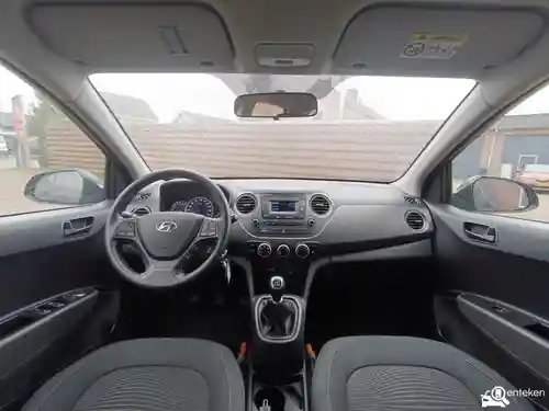 Hyundai i10 1.0 blue 2018