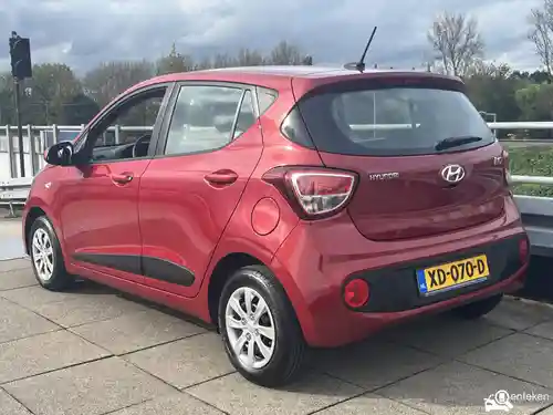 Hyundai i10 1.0 blue 2019