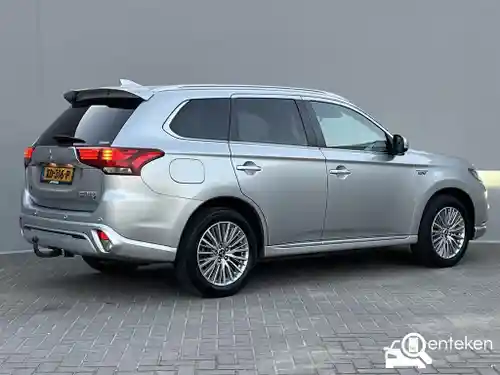 Mitsubishi Outlander 2.4 Plug-In Hybrid 2018