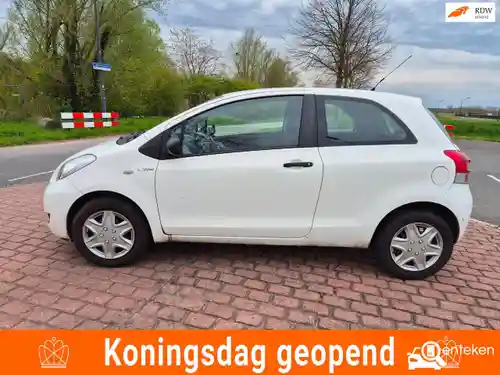 Toyota Yaris 1.0 2010