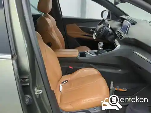 Peugeot 5008 1.2 PureTech 130 2019