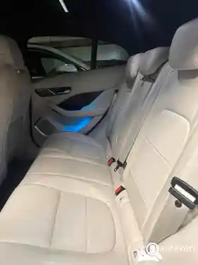 Jaguar I-Pace EV400 2018
