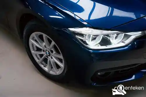 BMW 318i Touring 2019