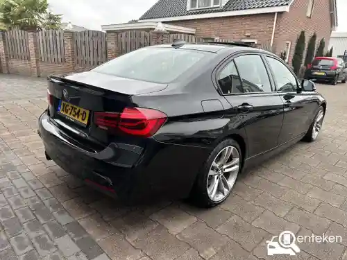 BMW 320i Touring 2019