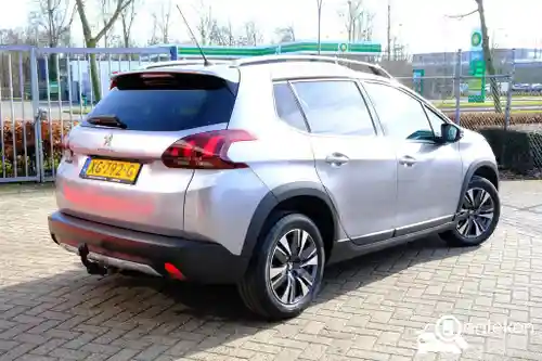 Peugeot 2008 1.2 PureTech 130 2019