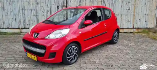 Peugeot 107 1.0 70 2012