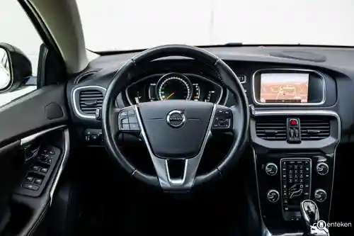 Volvo V40 Cross Country T3 2019