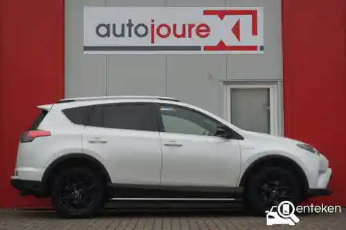 Toyota RAV4 2.5 Hybrid 2019