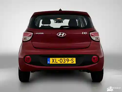 Hyundai i10 1.0 blue 2019