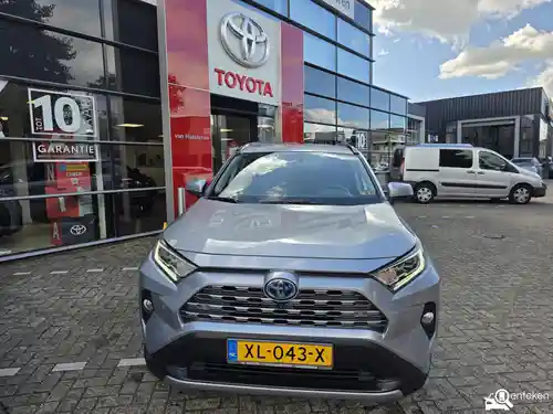 Toyota RAV4 2.5 Hybrid 2019