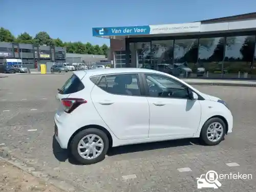 Hyundai i10 1.0 blue 2019