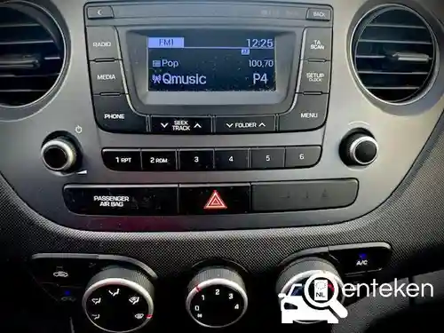 Hyundai i10 1.0 blue 2019