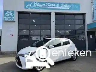 Toyota Yaris 1.5 Hybrid 2015