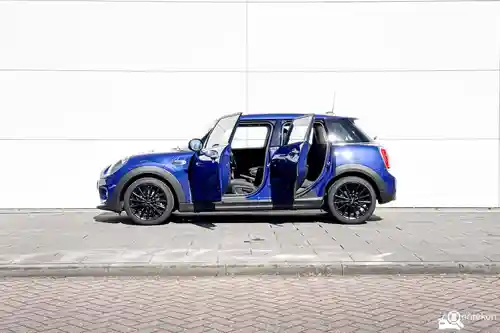 MINI  One 2019