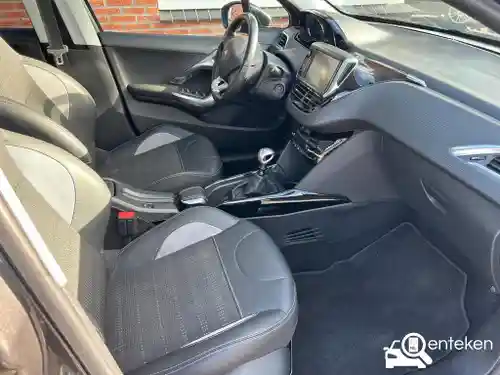 Peugeot 2008 1.2 PureTech 130 2019