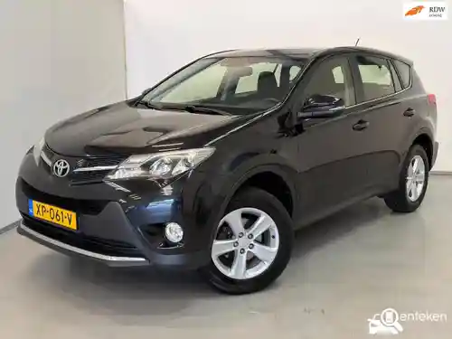 Toyota RAV4 2.0 2014