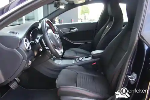 Mercedes-Benz CLA Coupé 180 2019