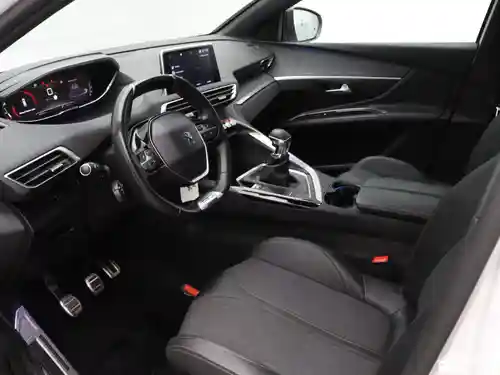 Peugeot 3008 1.2 PureTech 130 2019