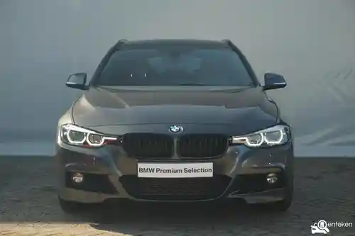 BMW 318i Touring 2019