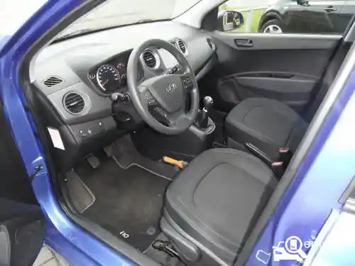 Hyundai i10 1.0 blue 2019