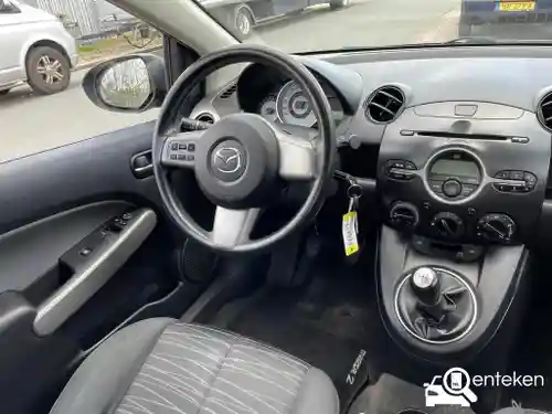 Mazda 2 1.3 2010