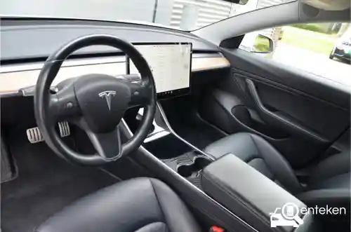 Tesla Model 3 Performance 2019