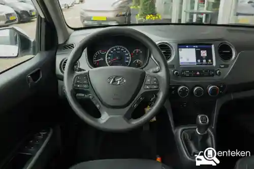 Hyundai i10 1.0 blue 2019