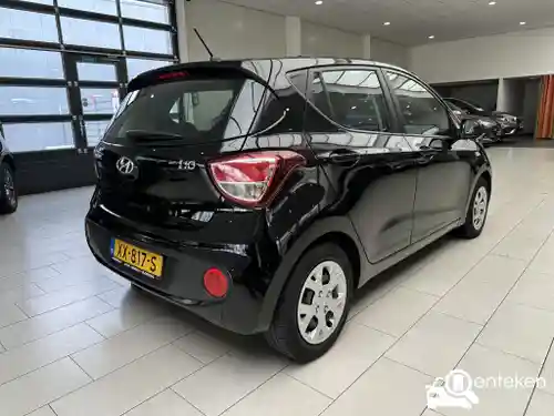 Hyundai i10 1.0 blue 2019